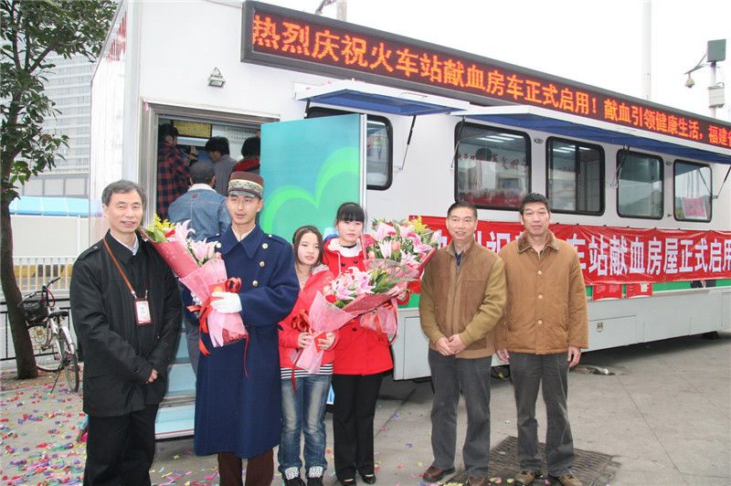献血房车投入使用需要注意什么呢？02